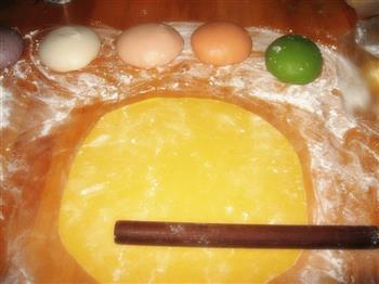 过年过得要喜庆，彩色饺子来助兴的做法步骤3