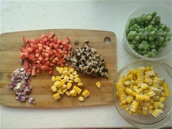 蔬菜玉米浓汤的做法步骤1