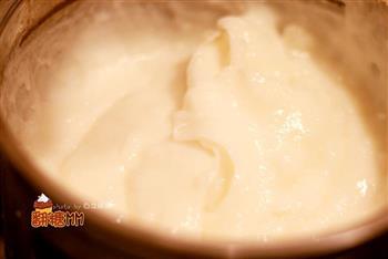 金黄脆皮炸鲜奶的做法步骤6