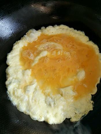 自家水培蒜苗炒鸡蛋的做法步骤5