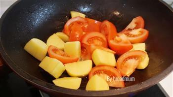 番茄土豆牛肉汤的做法步骤8