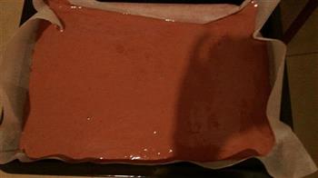 红丝绒海绵蛋糕卷的做法步骤5
