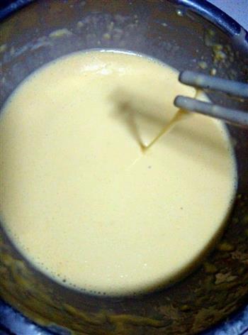 牛奶鸡蛋饼卷火腿的做法步骤1