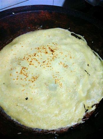 牛奶鸡蛋饼卷火腿的做法步骤5