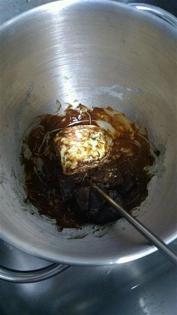 黑巧奶油曲奇的做法步骤1