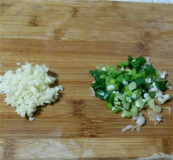 凉拌胡萝卜海带竹笋的做法步骤2