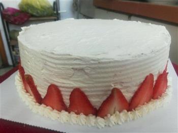 草莓生日蛋糕的做法步骤10