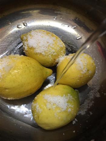 冰糖炖柠檬的做法步骤1