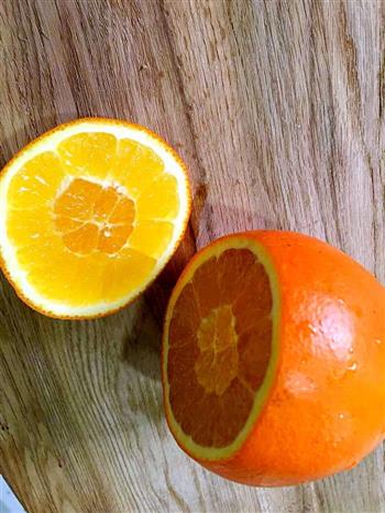 老少皆宜的止咳良方-盐蒸橙子的做法步骤3