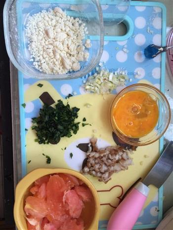 西红柿鸡蛋香菇菠菜疙瘩汤的做法图解3