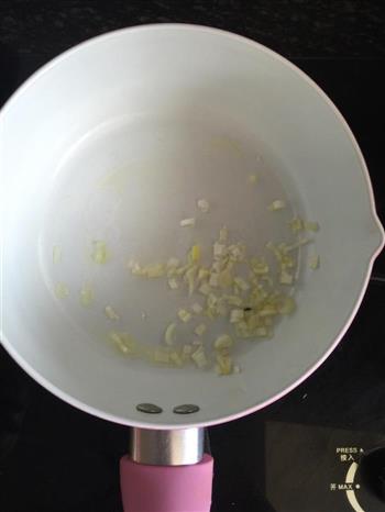 西红柿鸡蛋香菇菠菜疙瘩汤的做法步骤5