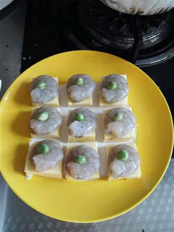 鸡蛋豆腐酿虾球的做法步骤3