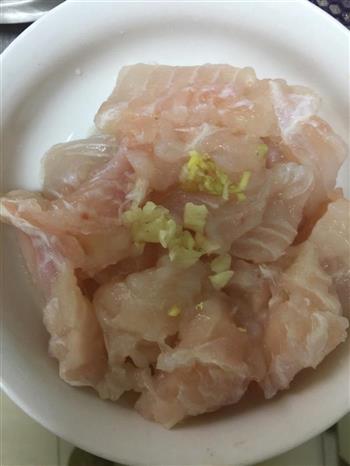 韩式炸鸡版-炸鱼的做法步骤2