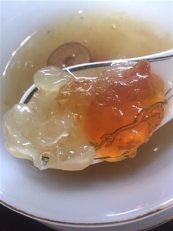 桃胶燕窝枸杞红枣莲子皂角米银耳汤的做法图解5