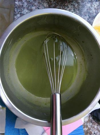 抹茶蜜豆奶油卷的做法步骤1