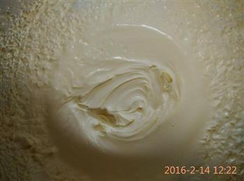 酸奶芝士慕斯蛋糕，六寸，无烤箱的做法步骤5