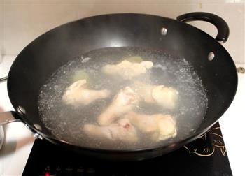 香菇板栗焖鸡的做法步骤4
