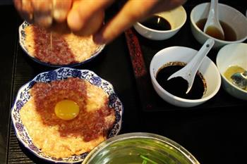 老上海的肉饼子炖蛋的做法步骤3