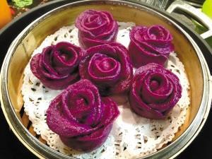 紫薯玫瑰花馒头的做法图解1