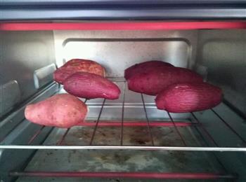 烤紫薯的做法步骤3