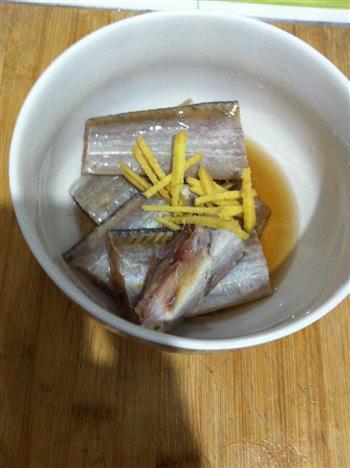 红烧带鱼的做法步骤1