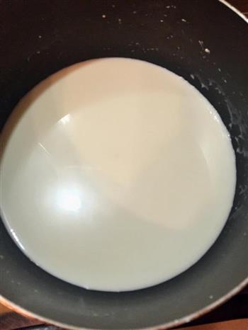 椰香牛奶小方糕的做法步骤3