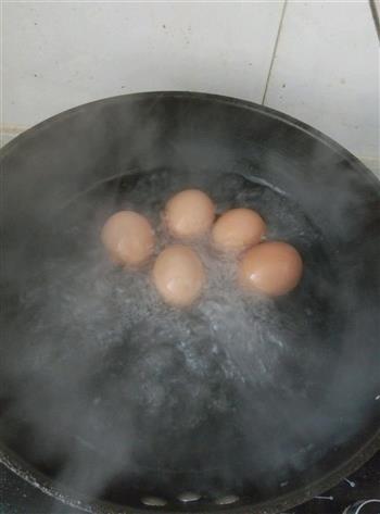 红烧肉闷蛋的做法步骤2