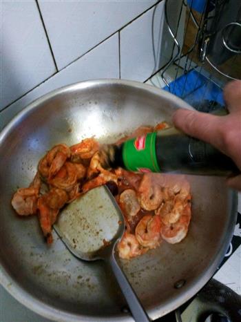 简易版油焖大虾的做法步骤5