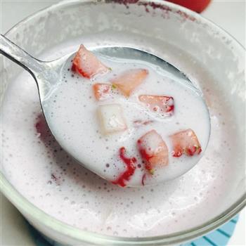 草莓奶昔牛奶版的做法步骤5