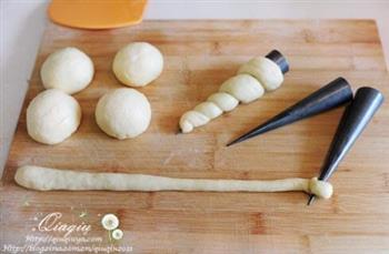紫薯螺旋面包的做法步骤2