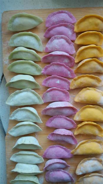 彩色水饺的做法步骤1