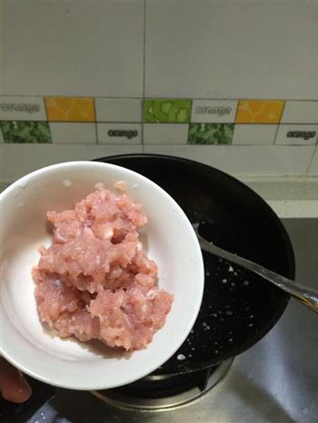 肉末酸菜蛋炒饭的做法步骤3