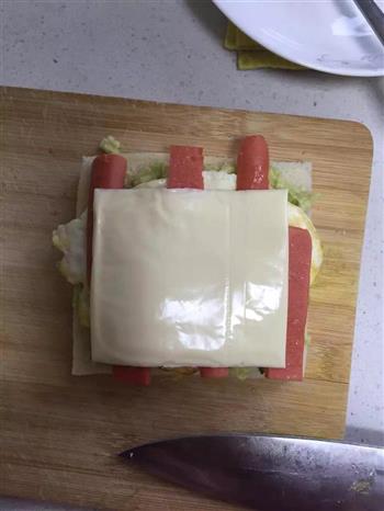 至尊牛油果三明治的做法步骤3
