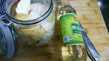 美白消脂的梨醋的做法步骤3
