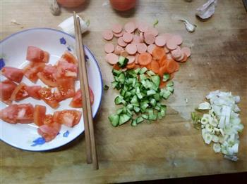 中式番茄意面的做法步骤3