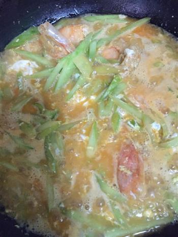 大虾黄瓜鸡蛋汤的做法步骤5