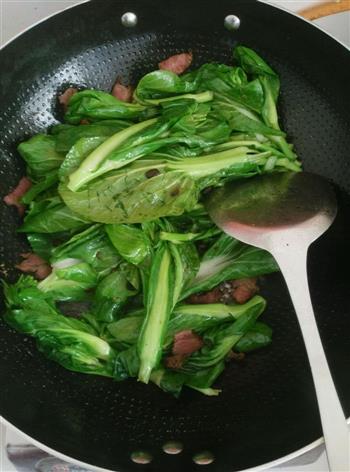油菜苔炒腊肉的做法步骤7