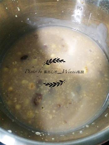 私房荷包莲子薏米麦片粥的做法步骤3
