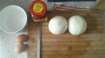 早餐神器-鸡蛋馒头片 超快版早餐的做法步骤1