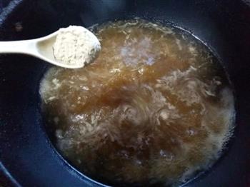 葱香油条汤，剩油条巧利用的做法步骤5