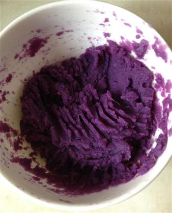 紫薯戚风蛋糕卷的做法图解1