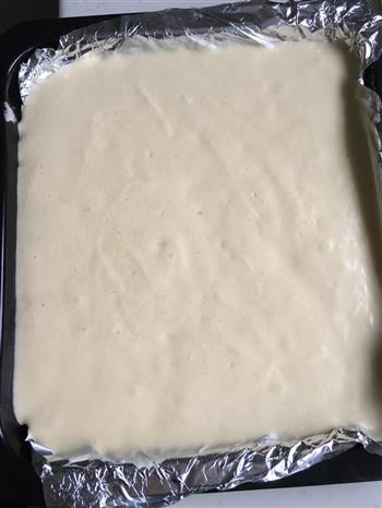 草莓奶油蛋糕卷的做法步骤10