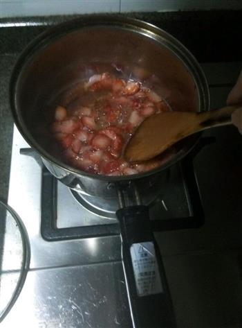 手工草莓布丁的做法步骤3