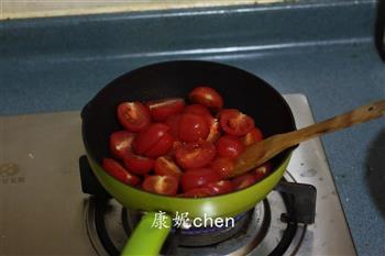 樱桃番茄意大利面的做法步骤3