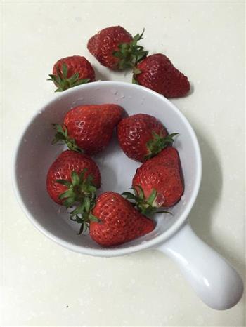草莓大福的做法步骤3