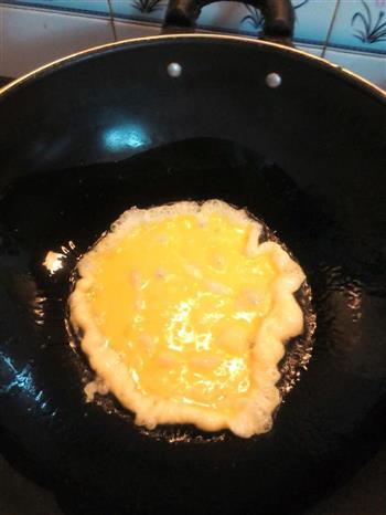 韭黄炒鸡蛋的做法步骤3