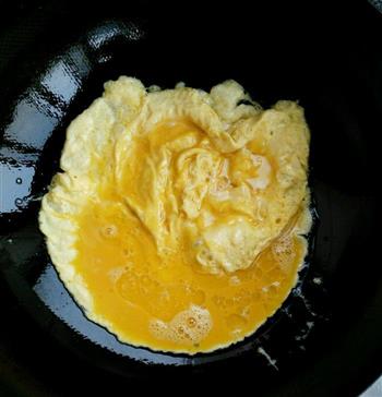 蒜苔炒鸡蛋的做法步骤2