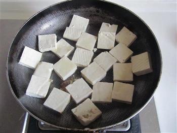 韭菜炒臭豆腐的做法步骤2