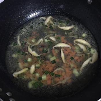芙蓉鲜蔬汤的做法步骤5