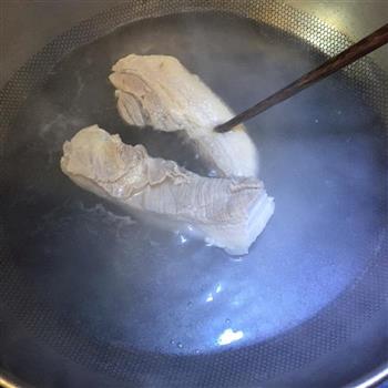 青椒回锅肉 正宗川菜做法的做法步骤1